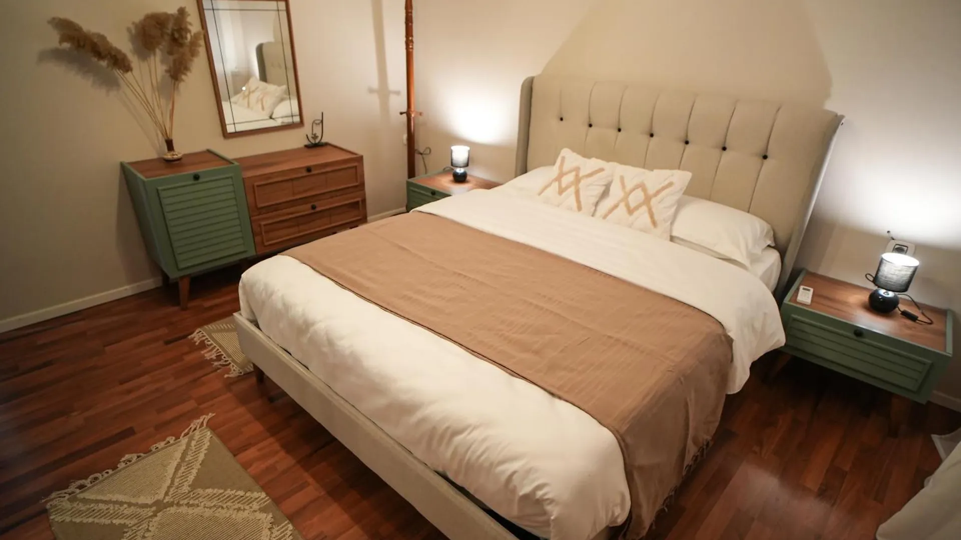 Grandpa House - App.3 Apartment Tirana